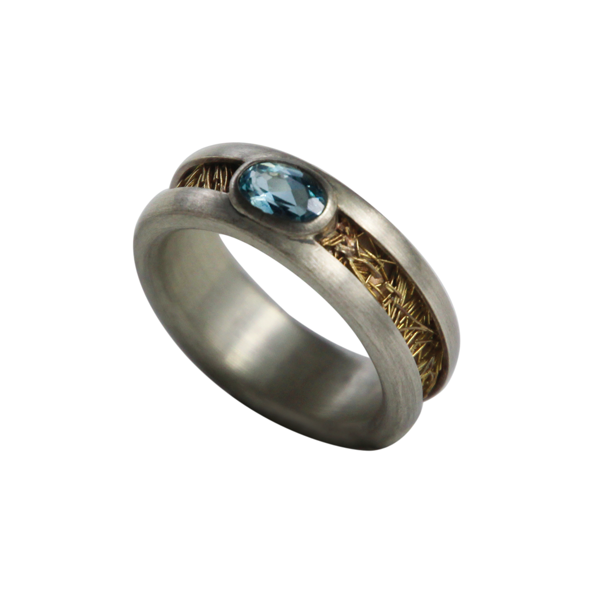 Ring mit Aquamarin